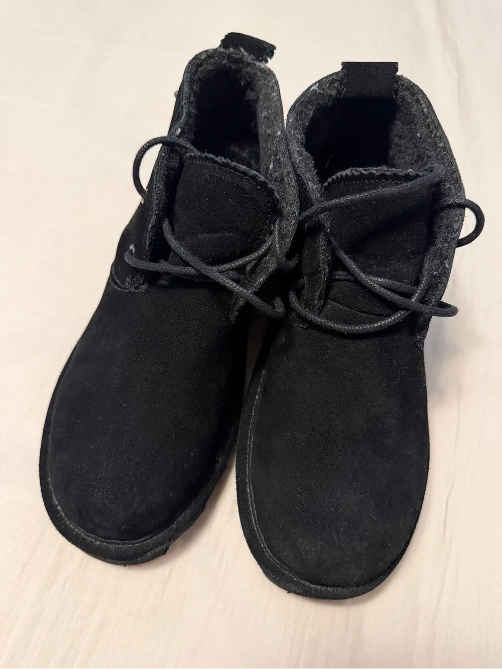 Women’s Bearpaw Black Suede Lace-Up Winter Boots